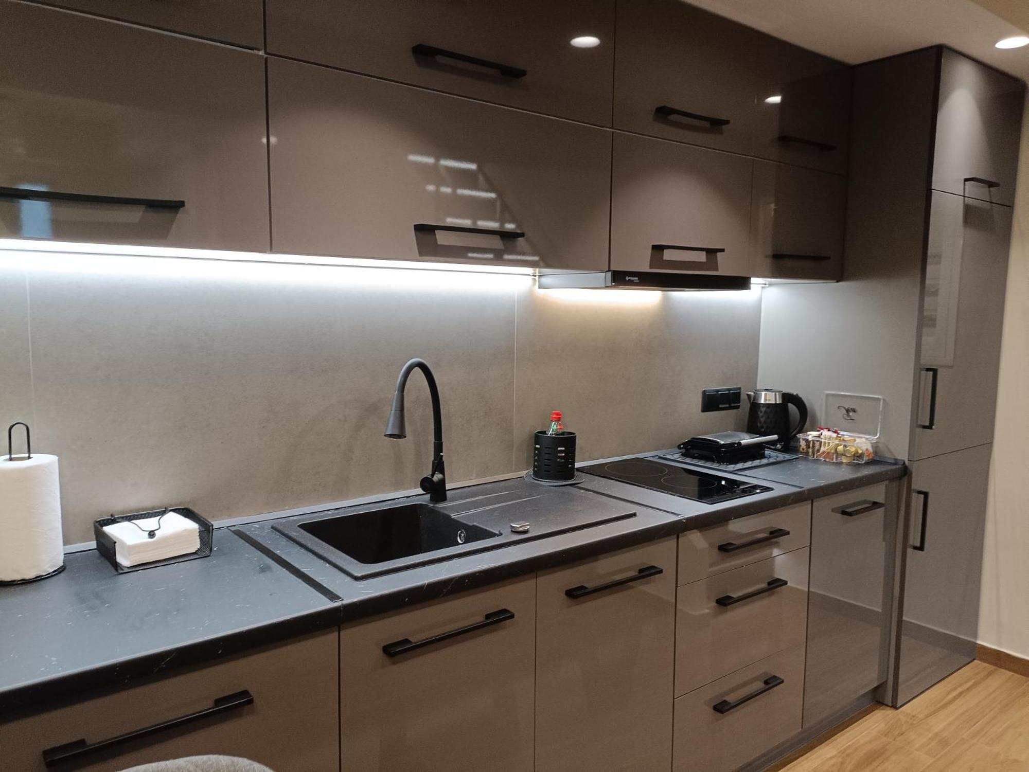 Nk Loft Apartment อเล็กซานโดรโพลิส ภายนอก รูปภาพ